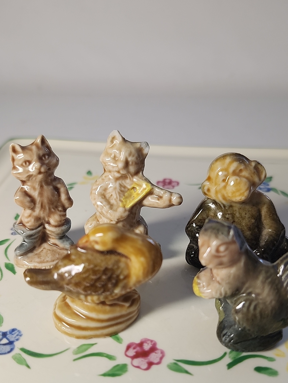Vintage Wade England Animal Figurine Set Decorative Small Pets Set Of 5